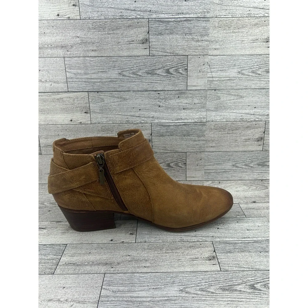 Clarks Artisan Women Tan‎ Leather Ankle Boots Buckle Strap Side Zip Size 10M